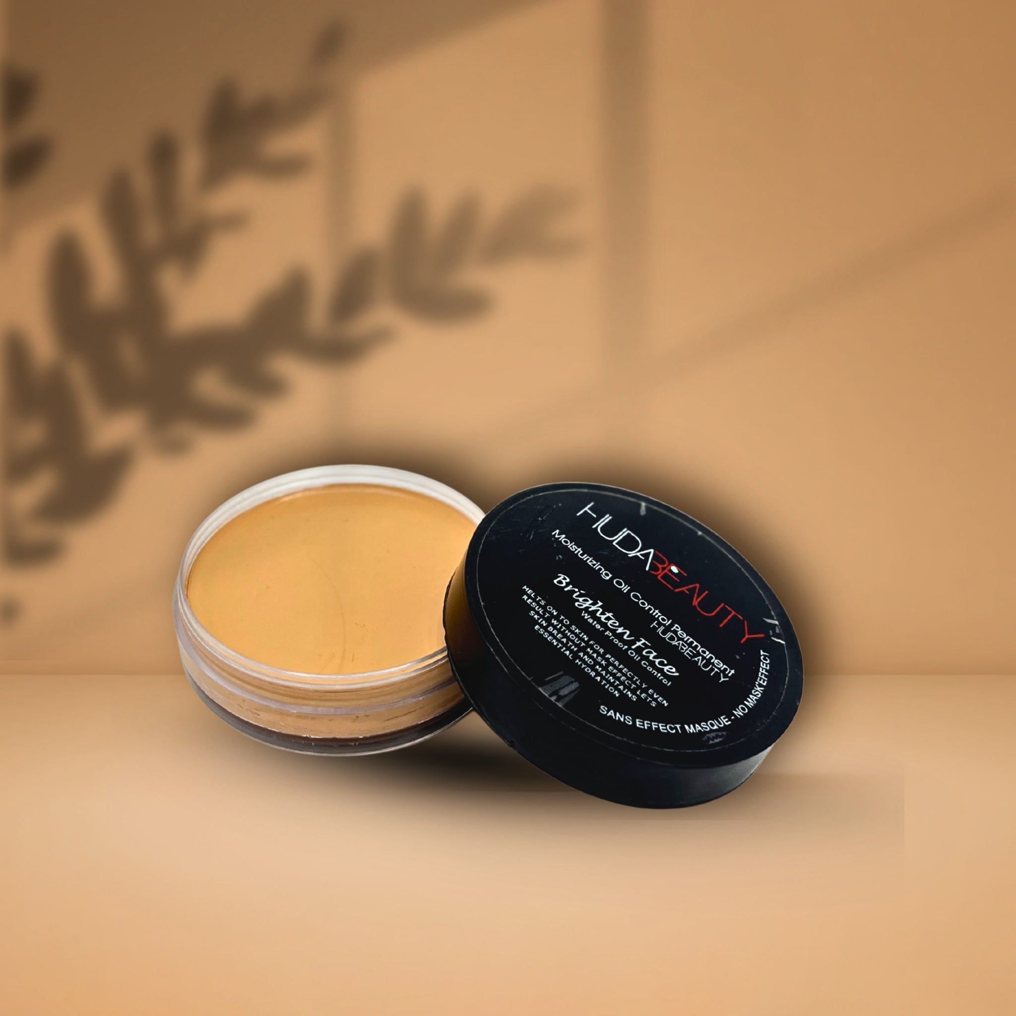 Huda Beauty Brighter Face Foundation
