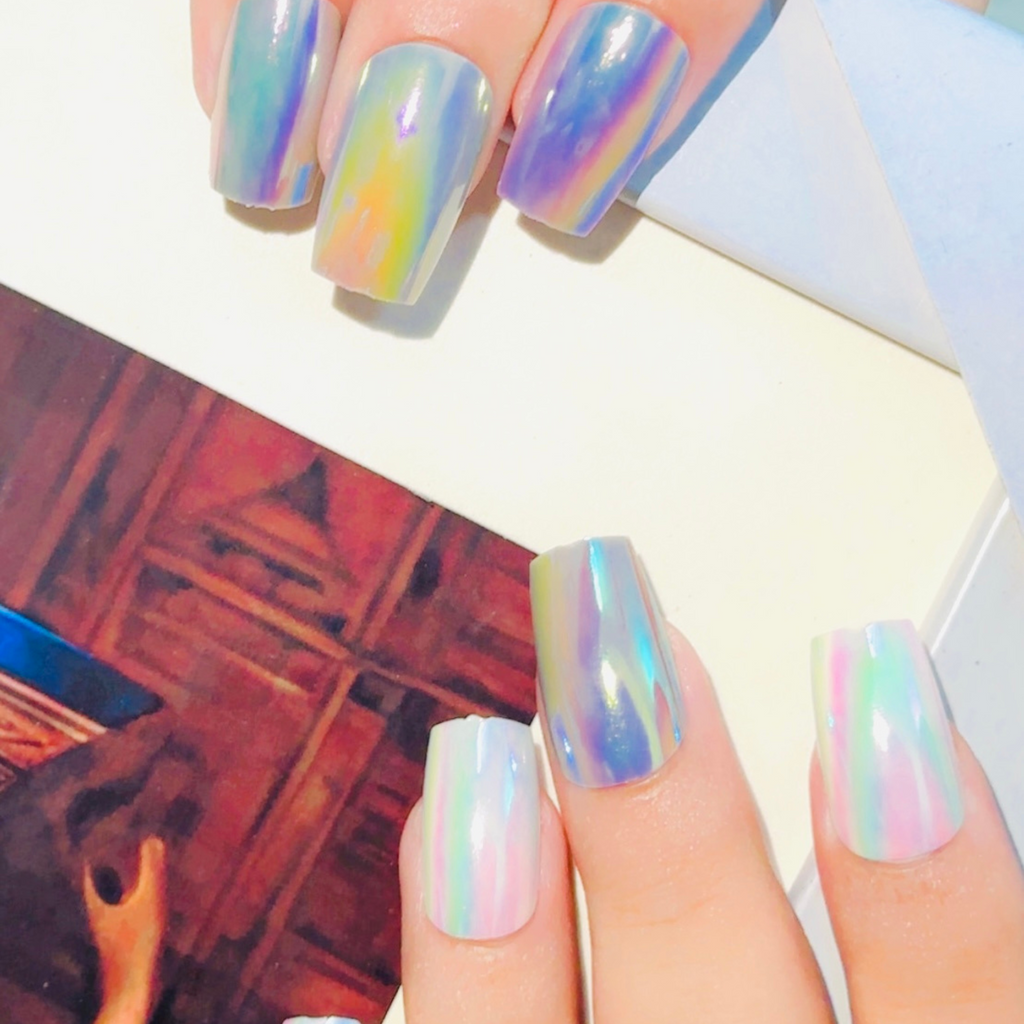Green Holographic Chrome – Press-On Nails (24 PCS)