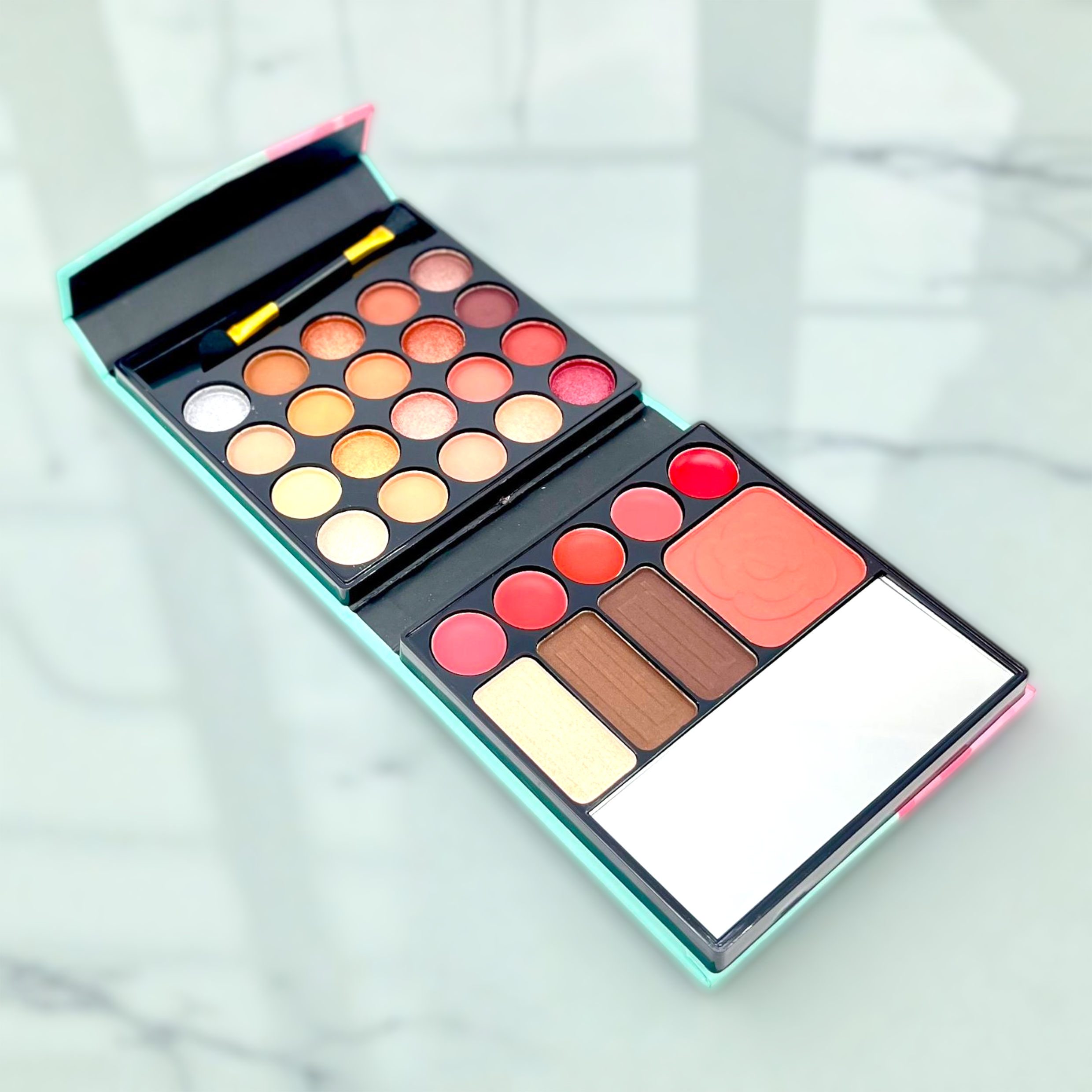 The Swan Style  26-Color All-in-One Makeup Palette
