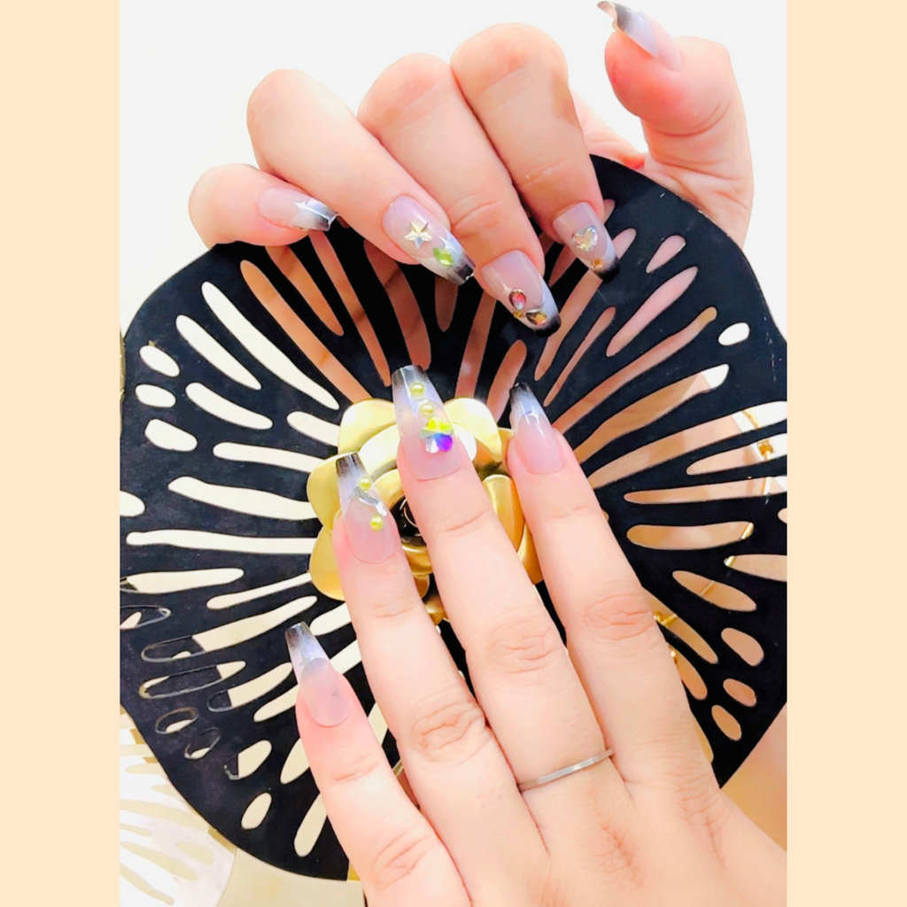 12 Pcs  3D Floral & Gemstone Press-On Nails