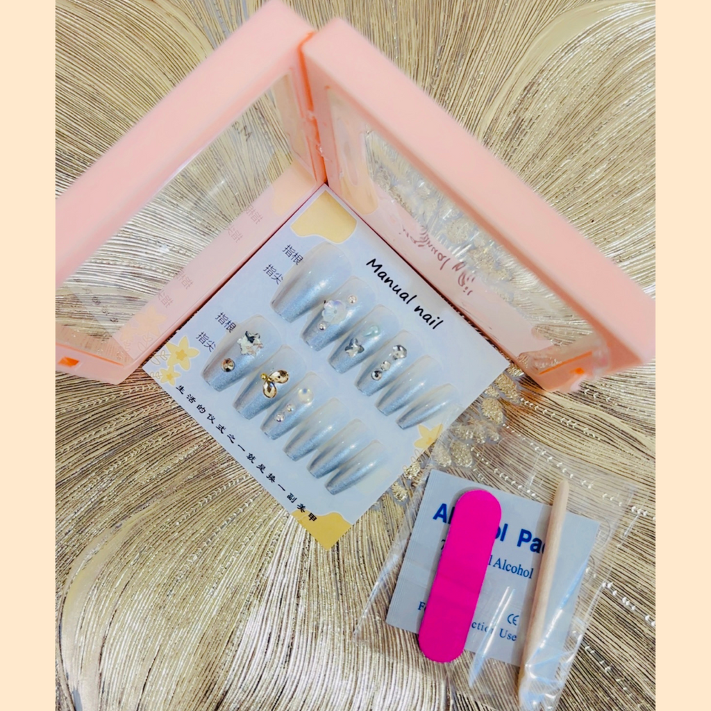 12Pcs Nails Set Shimmering Silver Press-On Nails